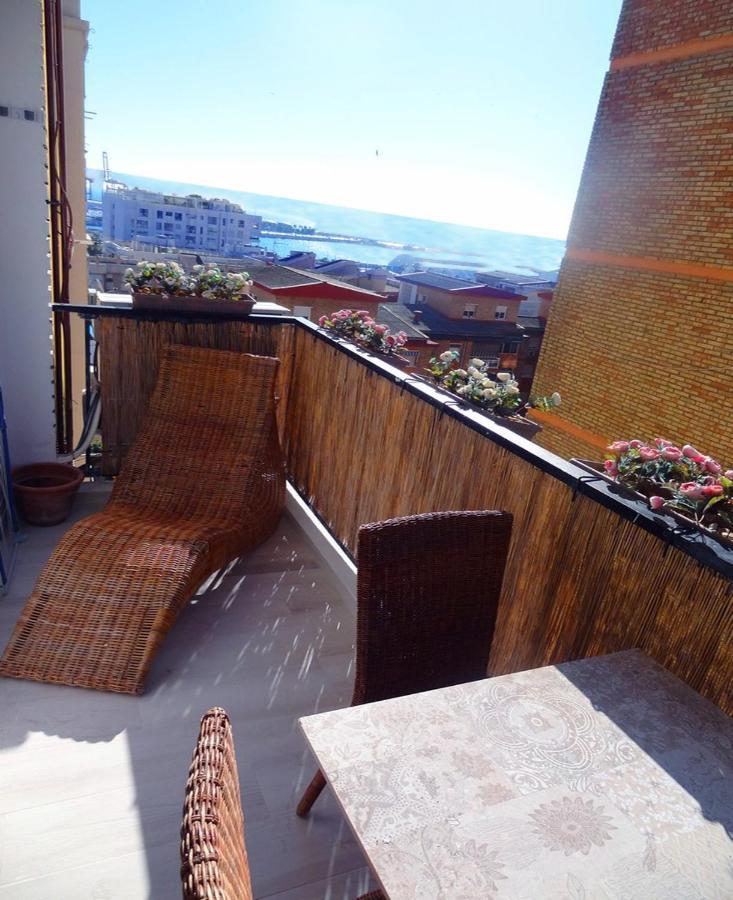 Infostays Maria Zambrano Malaga Luaran gambar
