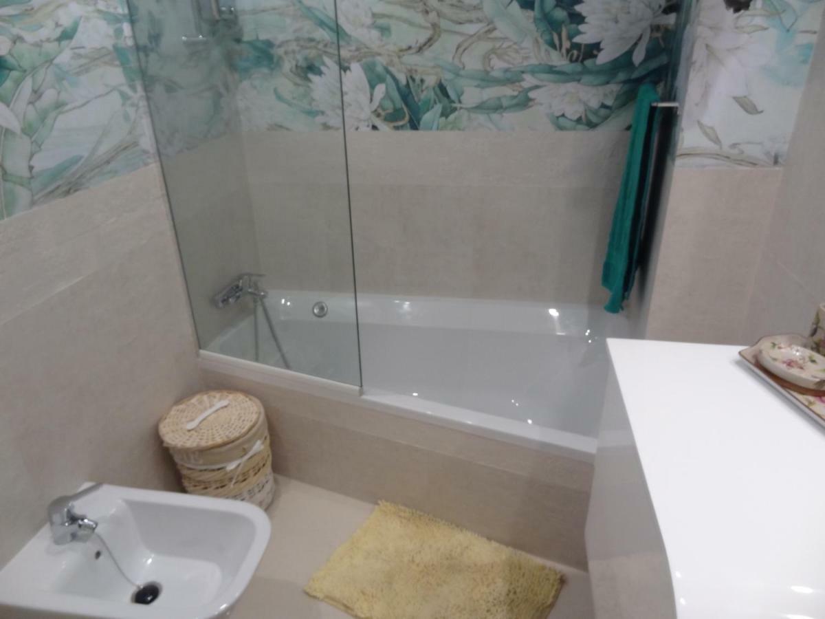 Infostays Maria Zambrano Malaga Luaran gambar