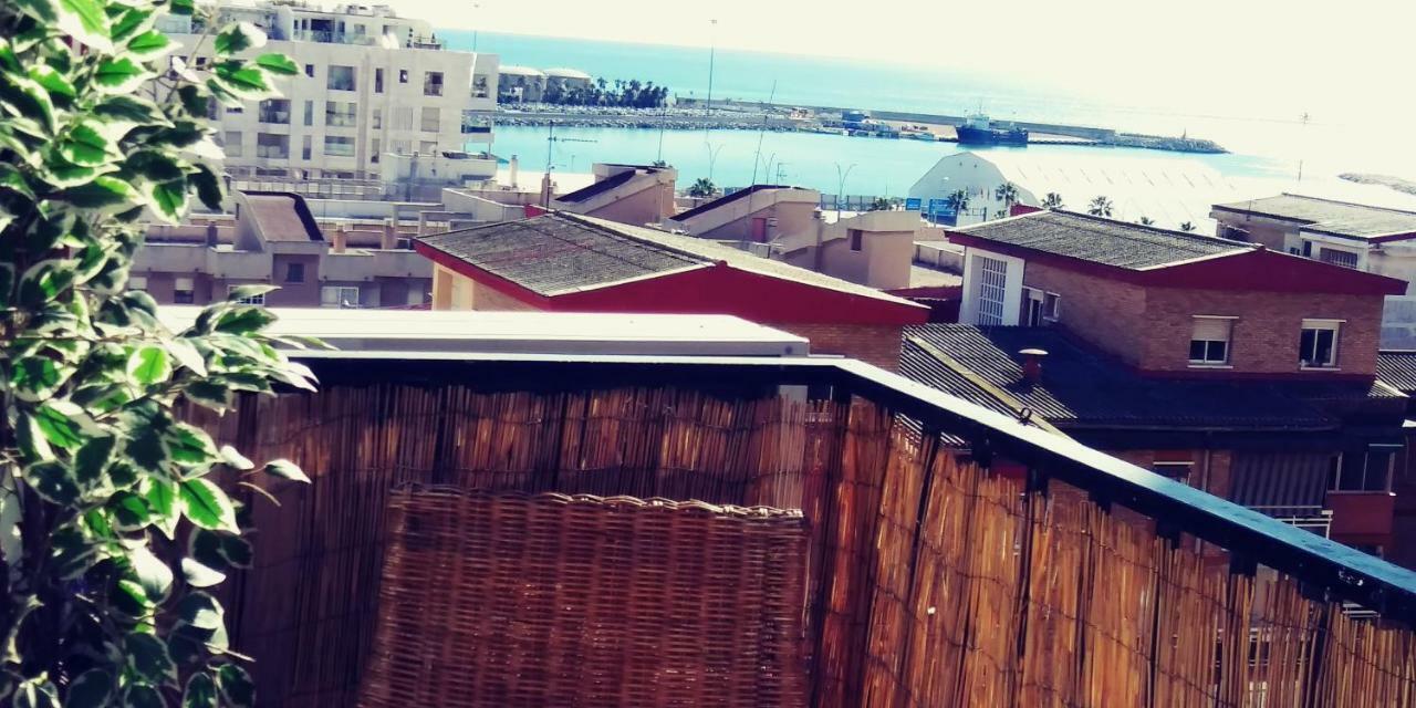 Infostays Maria Zambrano Malaga Luaran gambar
