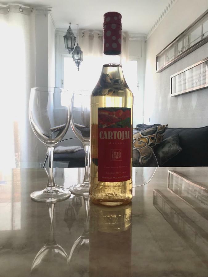 Infostays Maria Zambrano Malaga Luaran gambar