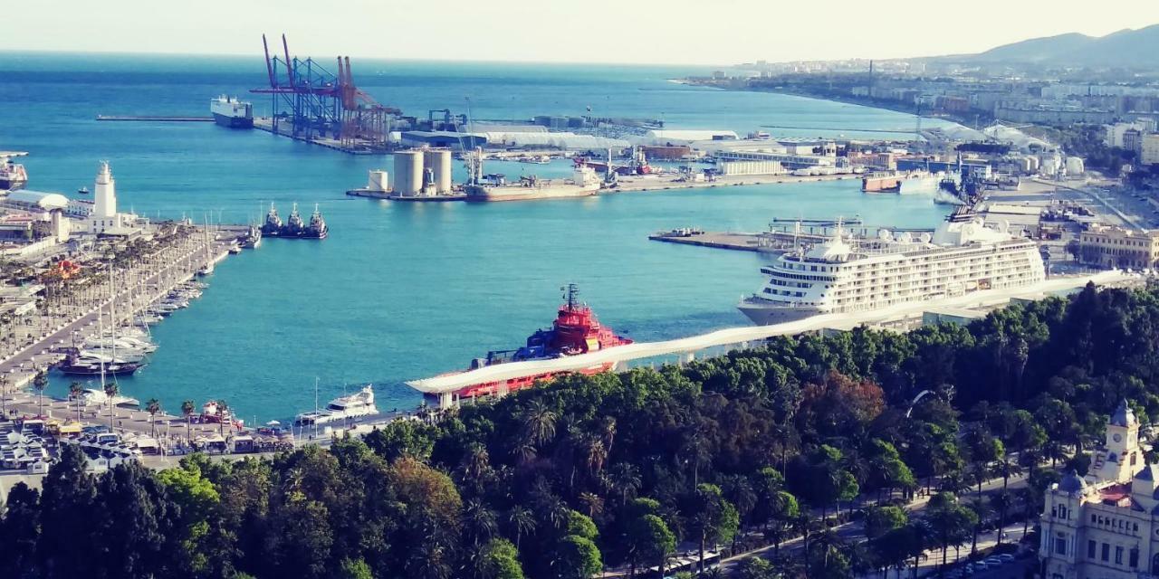 Infostays Maria Zambrano Malaga Luaran gambar